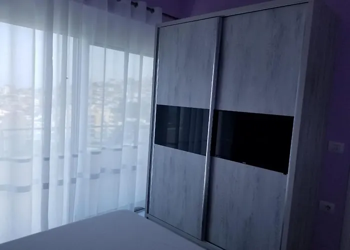 Brothers Lr Apartament *